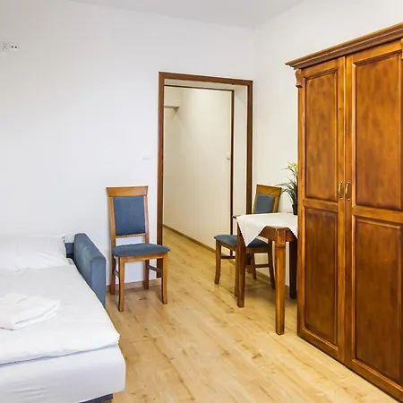 Babiogorska Oda ve Kahvaltı Zubrzyca Gorna