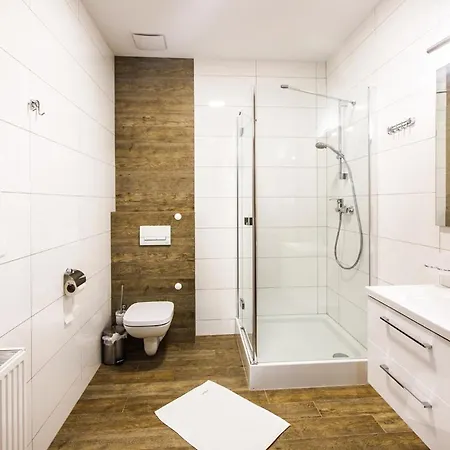 Babiogorska فندق مبيت وإفطار 3*