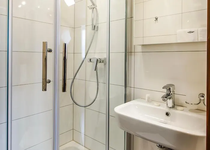 Babiogorska 住宿加早餐酒店 3*